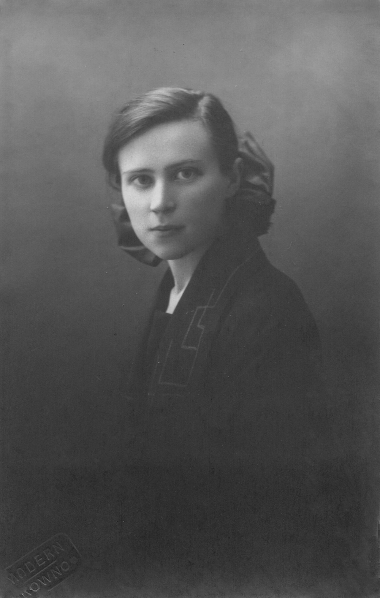 Bluma Zeigarnik, photographed in 1921